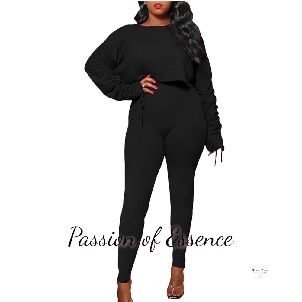 Curve Appeal Two-Piece Lounge Set – Black Ribbed Crop & Leggings